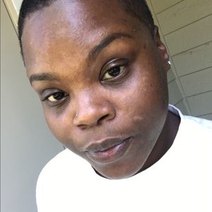 Meet your Posher, Raven